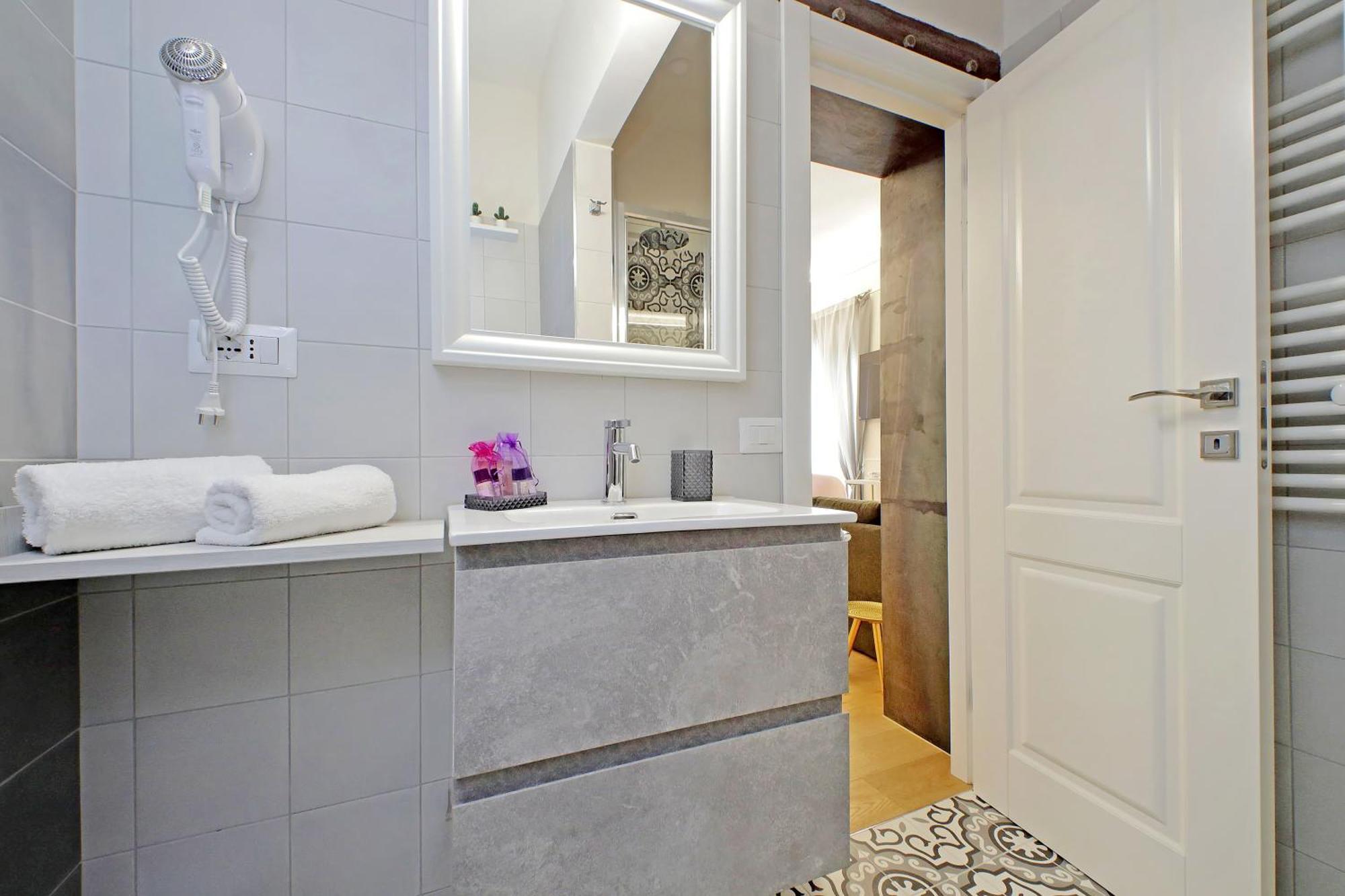 Apartment Cozy New Flat Near The Station! *