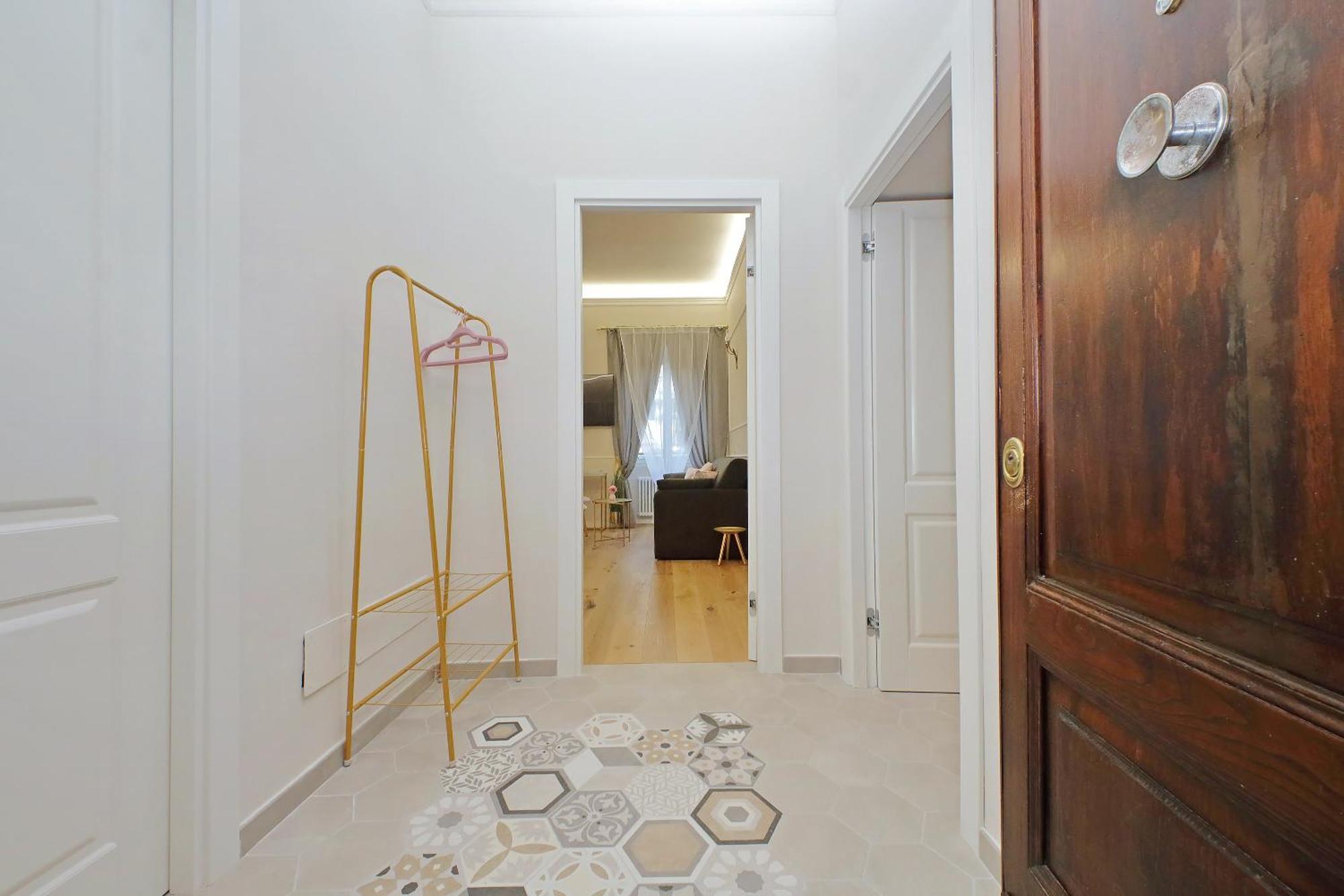 Apartment Cozy New Flat Near The Station!