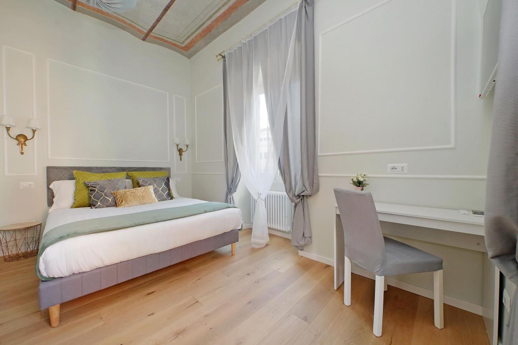 Cozy New Flat Near The Station!